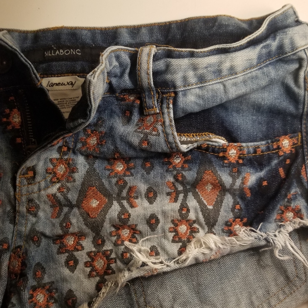 BILLABONG Aztec Denim shorts